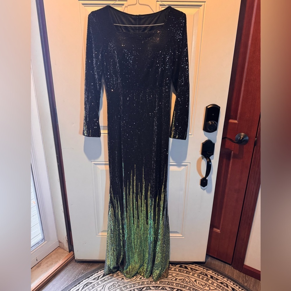 SHEIN Black and Green Long Sleeve Sequin Dress